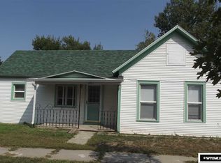 201 Leiter Ave, Lingle, WY 82223