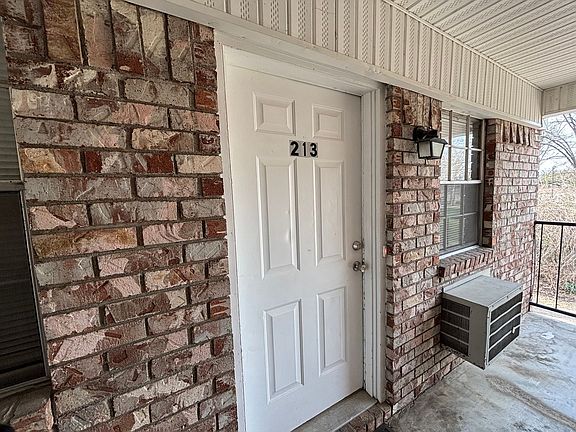 3rd image of 300 Market St #213