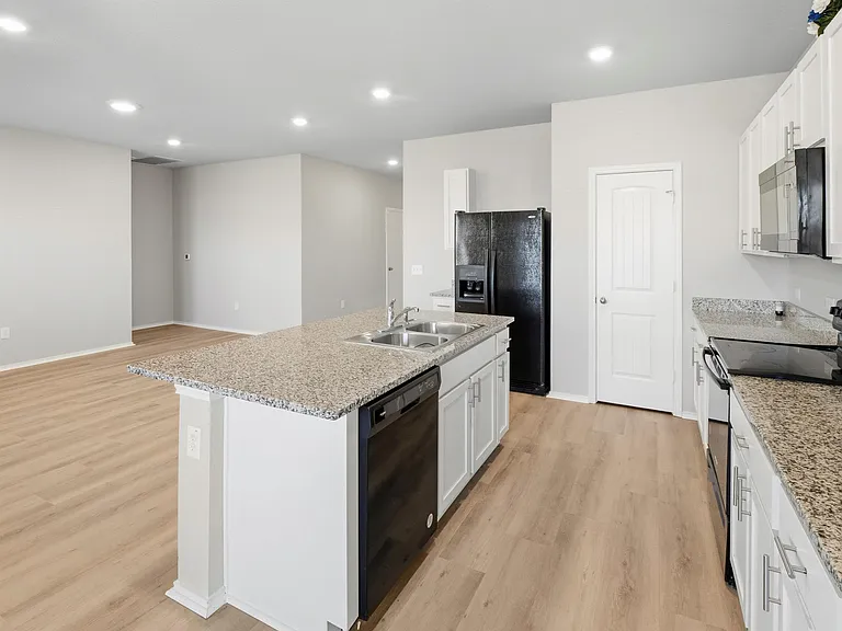 5912 Berriweather Dr — Photo 3