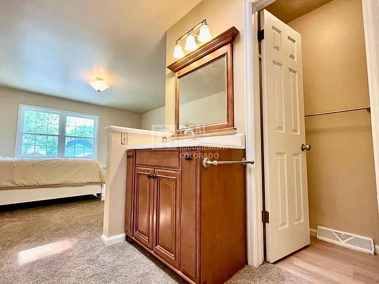1101 Mansfield Dr — Photo 13
