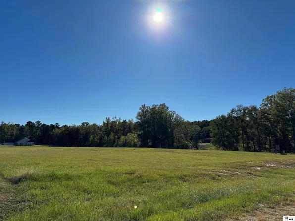 400 Pelican Grove Dr, Calhoun, LA 71225