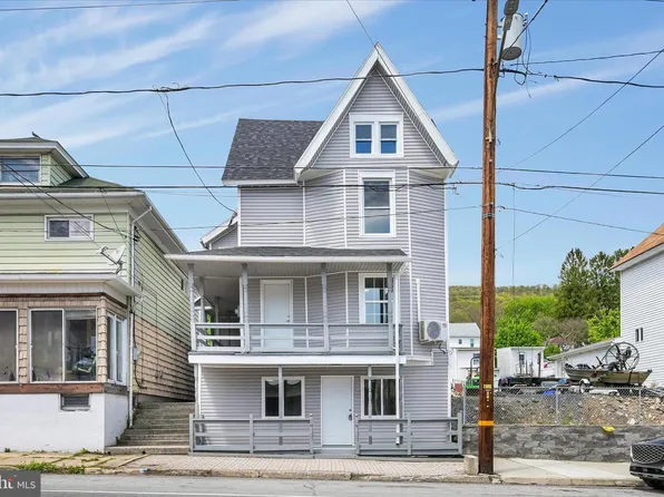 111 E Grand Ave #113, Tower City, PA 17980