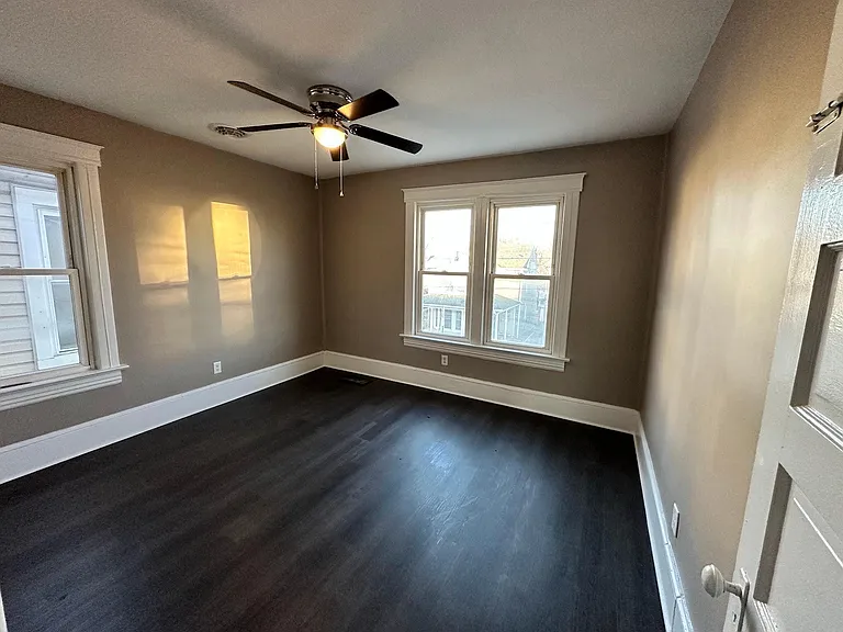 322 Boyd Ave #1/2 — Photo 6