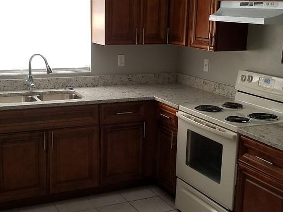 2nd image of 2604 E 112th Ave