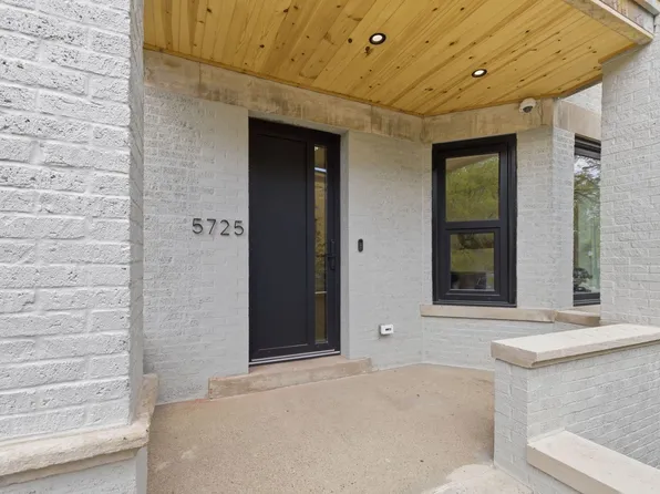 5725 N Ridge Ave, Chicago, IL 60660