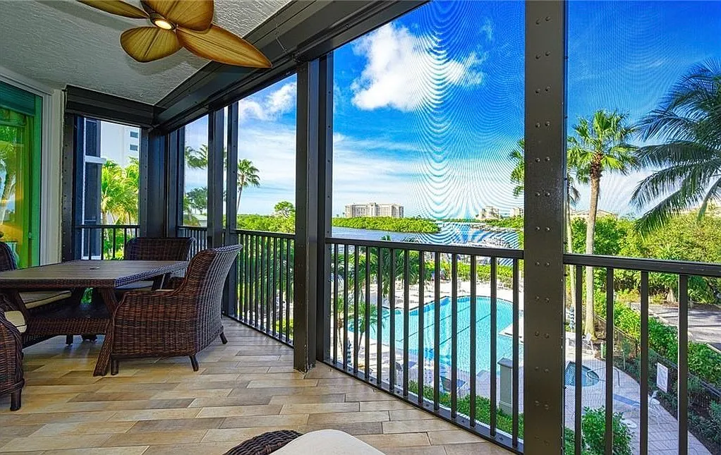 430 Cove Tower Dr — Photo 3