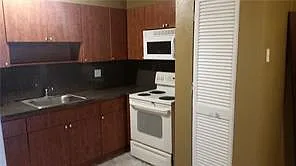 7731 SW 10th Ct #4 — Photo 2