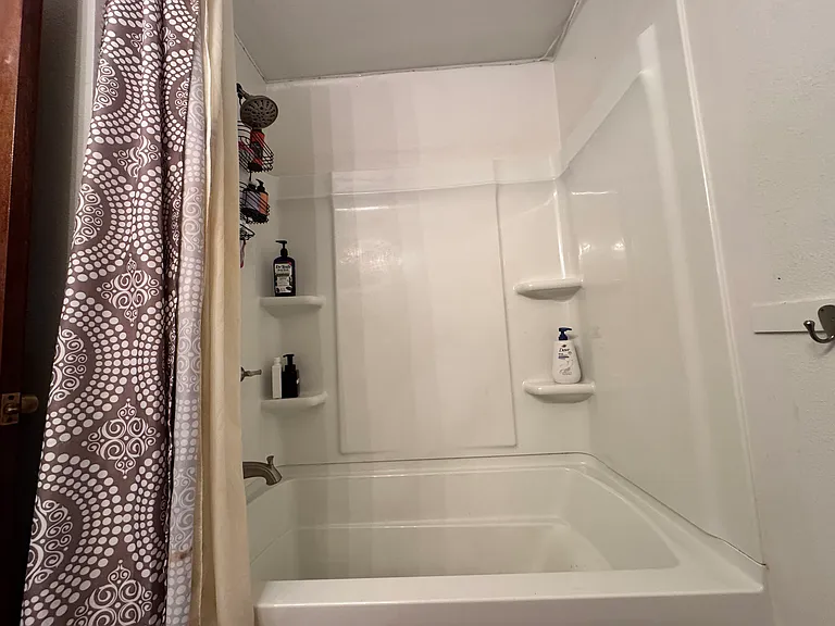2840 W 21st St #10 — Photo 8
