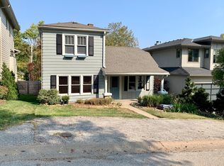 1906 W 48th St, Westwood, KS 66205