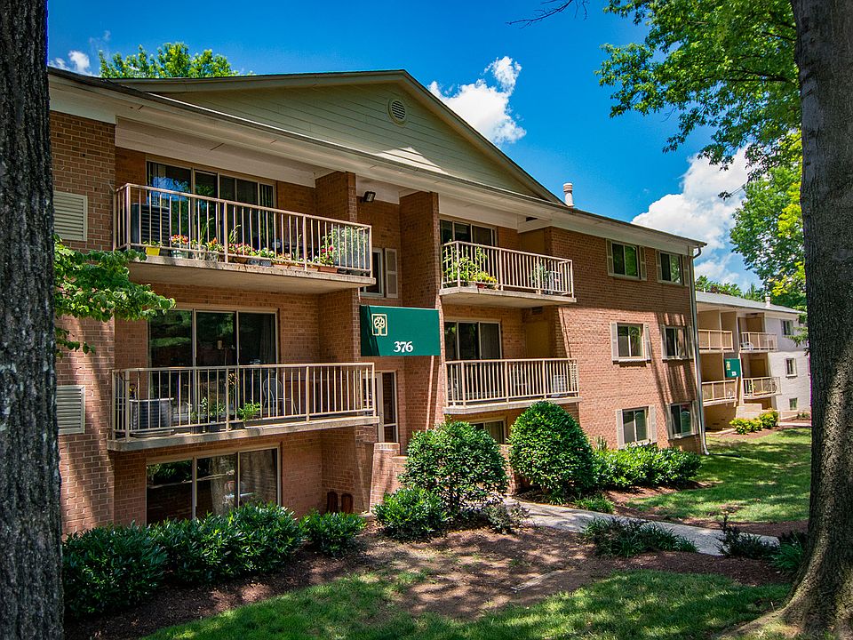 Spring Ridge Apartments Building Exterior 25