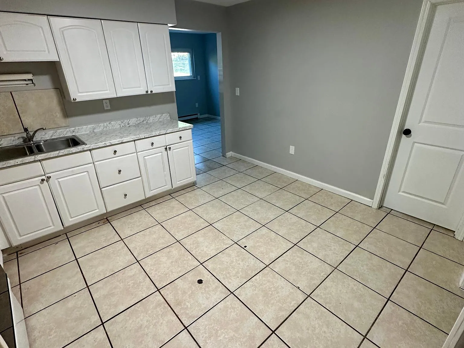 2 bed, 950 sqft, $1,095 — Photo 3