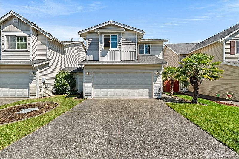 2nd image of 10425 198th Street Ct E