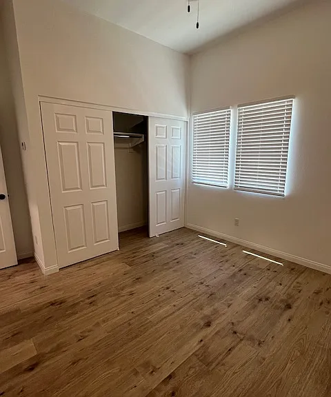 160 W Orange St — Photo 10