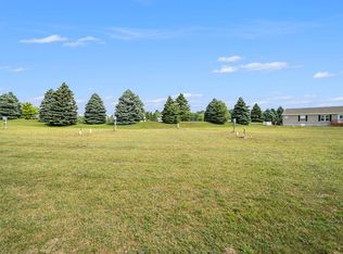 3300 Lakeland Dr, Arcadia, MI 49613