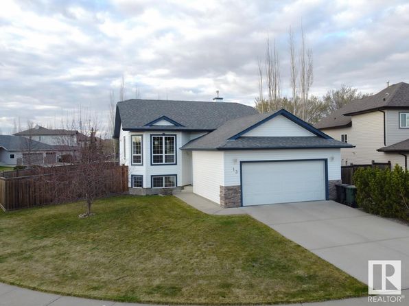 13 Huntington Bay, Spruce Grove, AB T7X 4K7