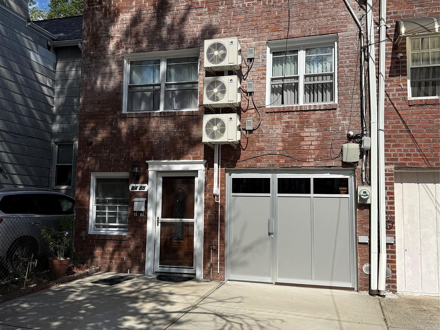 9425 96th Street, Ozone Park, NY 11416 | Zillow