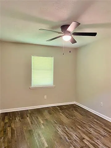 1411 Hooks Dr #B — Photo 18