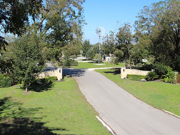 2nd image of 273 Springs Hill Cir