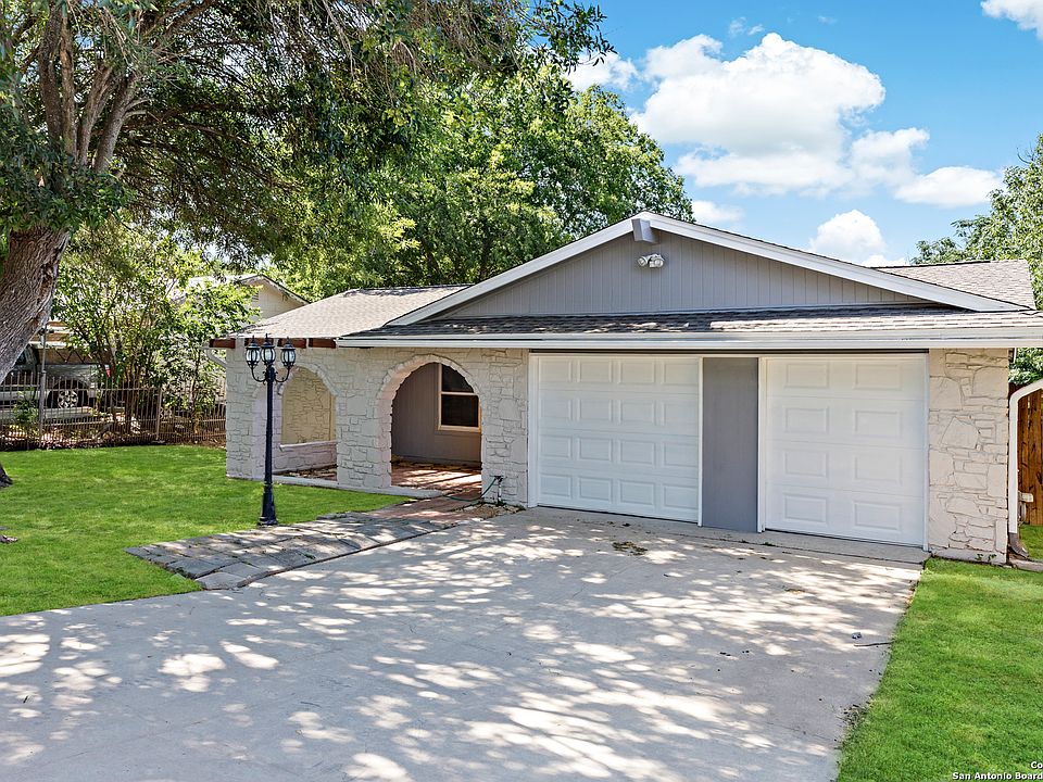 1st image of 9618 Gold Hill Dr