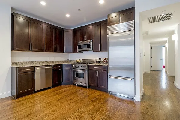 Rented by CPG Residential LLC | media 17