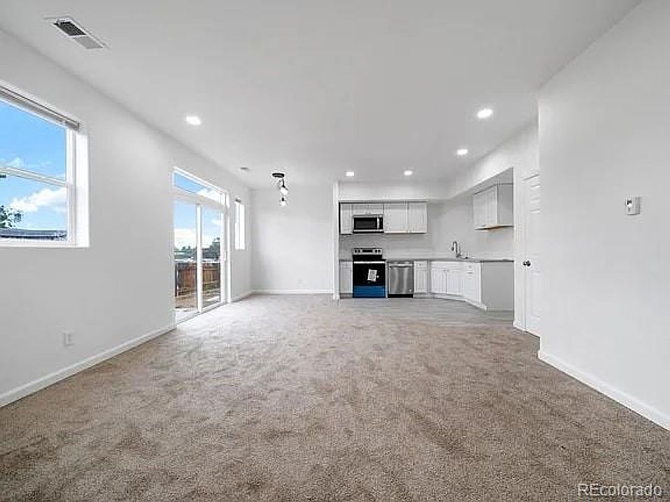 1st image of 3547 E Uintah St