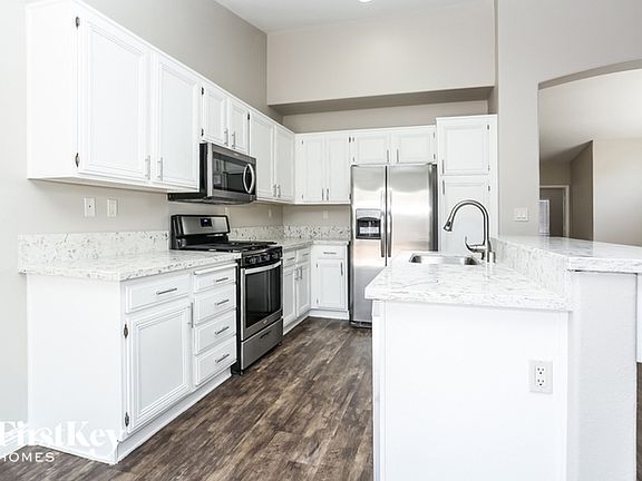 4th image of 6139 Dawn View Ln