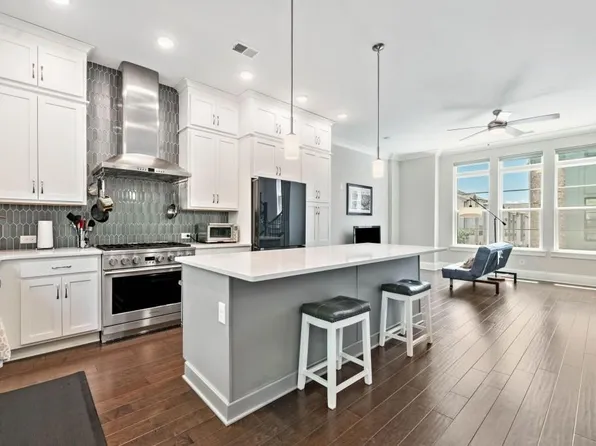 597 Broadview Pl NE, Atlanta, GA 30324