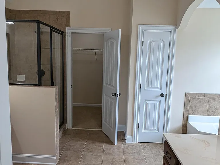 718 Erika Ln — Photo 12