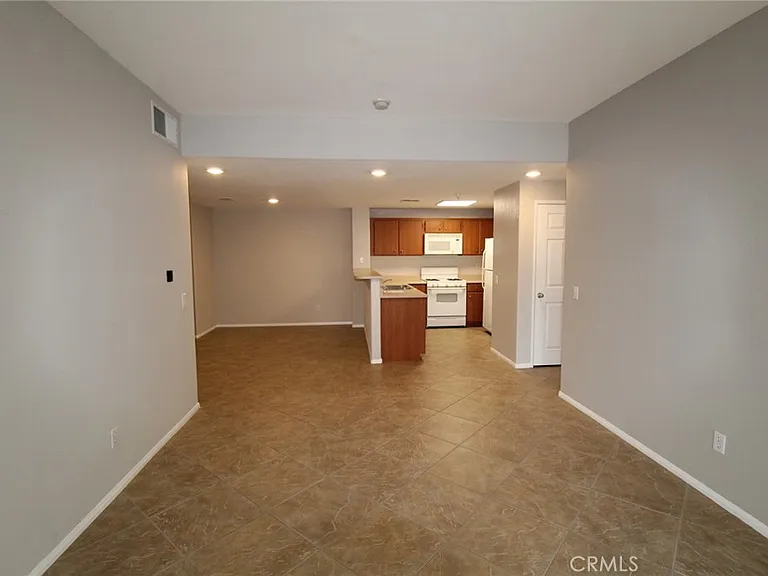 31367 David Ln — Photo 3