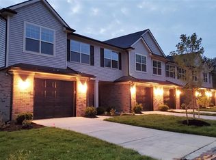 814 Claudine Ct #853, Saline, MI 48176