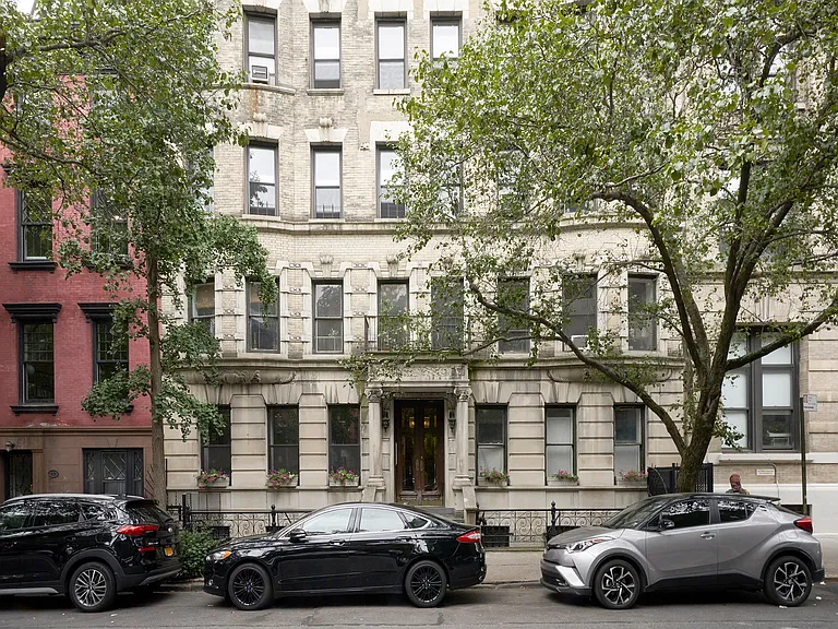 38 Stuyvesant St #4 — Photo 6