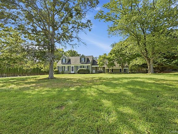 2nd image of 43 Farm Road N