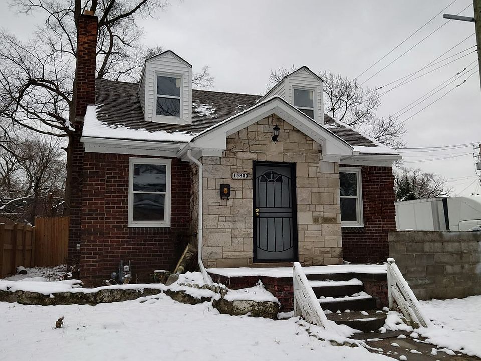 1st image of 15800 Murray Hill St