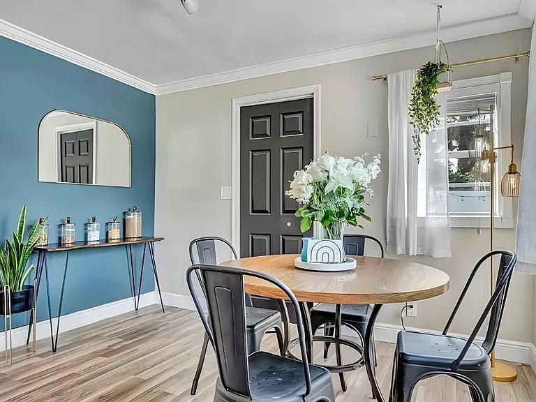 6941 Boston Dr — Photo 5