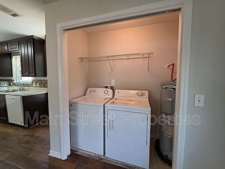8510 Pond Ave — Photo 14