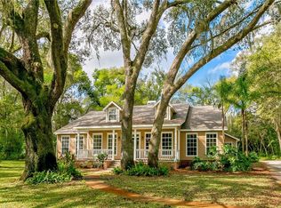 36751 Waterfall Dr, Dade City, FL 33525