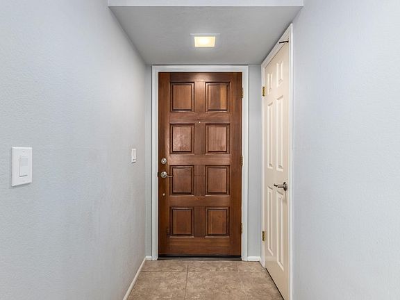 5th image of 1721 N Sierra Vista Dr
