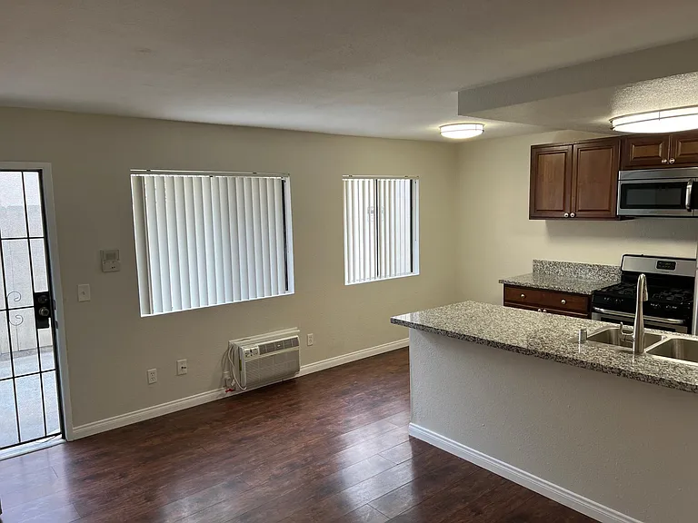 4326 Oregon St #2 — Photo 10