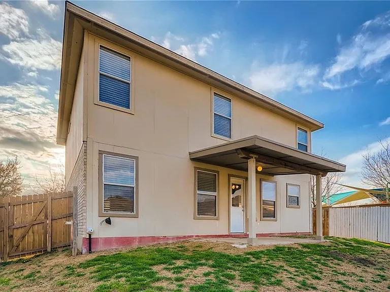 612 Copper Ct — Photo 24