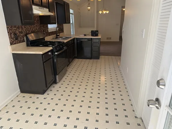 1596 Wembley Dr, Douglasville, GA 30134