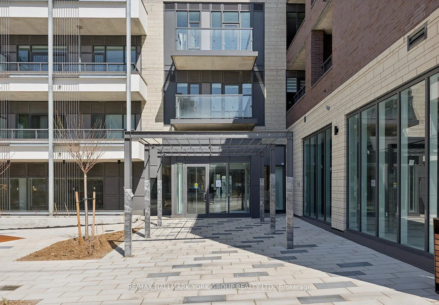 2 bed, $4,000 — Photo 2