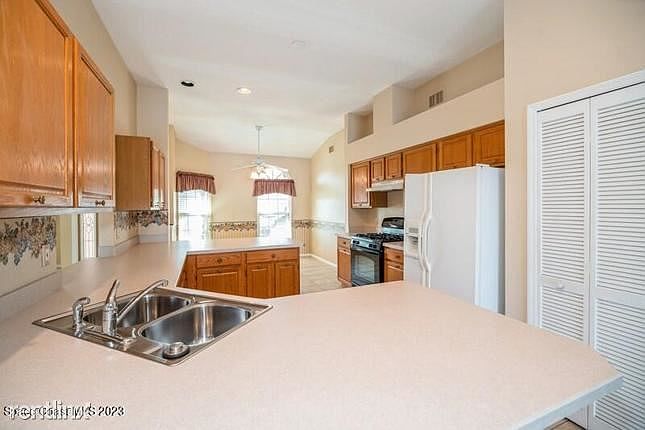 1st image of 1218R Rolling Meadows Dr