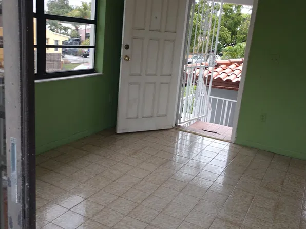 488 SW 21st Ave, Miami, FL 33135