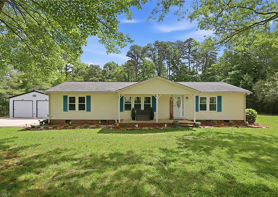 1st image of 6597 Dennis Rd