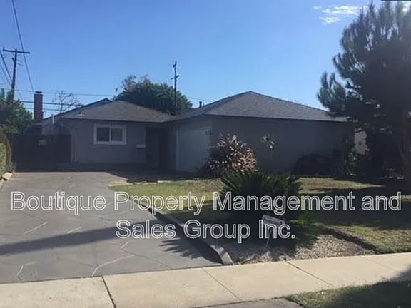 5th image of 1815 N Westwood Ave #A
