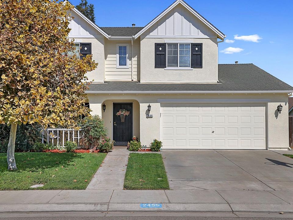 1st image of 2455 Gallery Dr