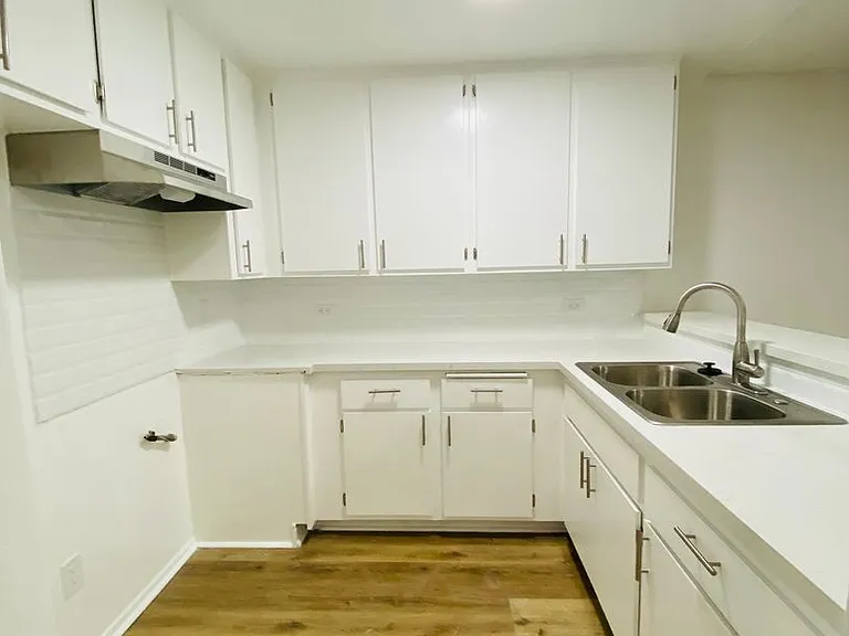 2485 Sawtelle Blvd — Photo 1