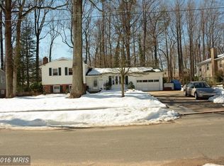 4708 Eddystone St, Annandale, VA 22003