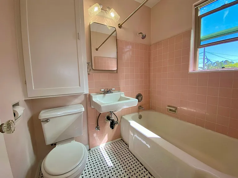 2815 Capps St — Photo 11