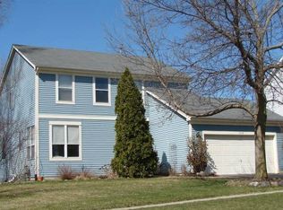 1913 Pine Dr, McHenry, IL 60051